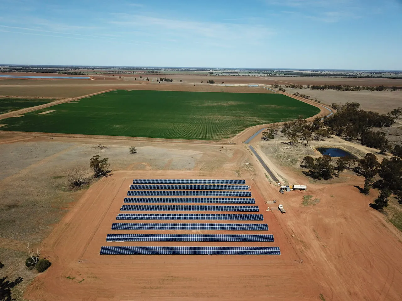 500kW 1500 panel solar system on Karin's family farm